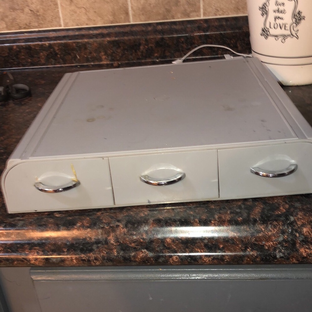 K cup holder needs some tlc